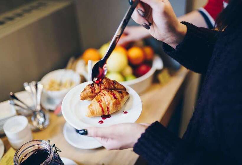 ホテル Courtyard By Marriott Sochi Krasnaya Polyana