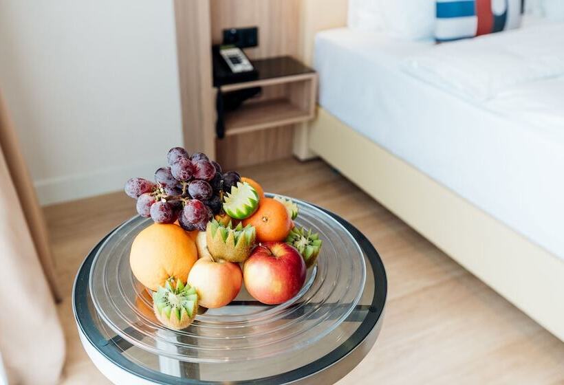 ホテル Courtyard By Marriott Sochi Krasnaya Polyana