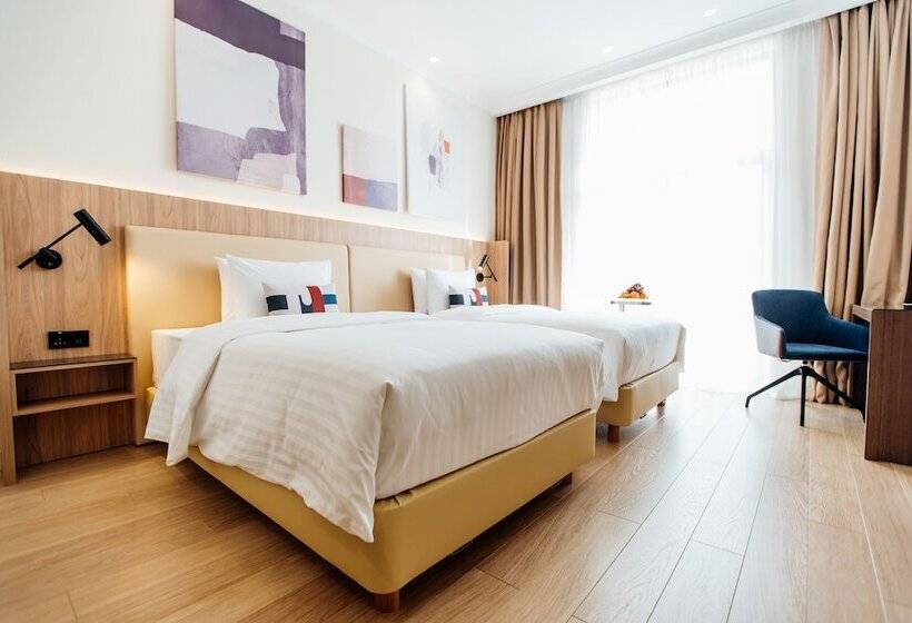 ホテル Courtyard By Marriott Sochi Krasnaya Polyana