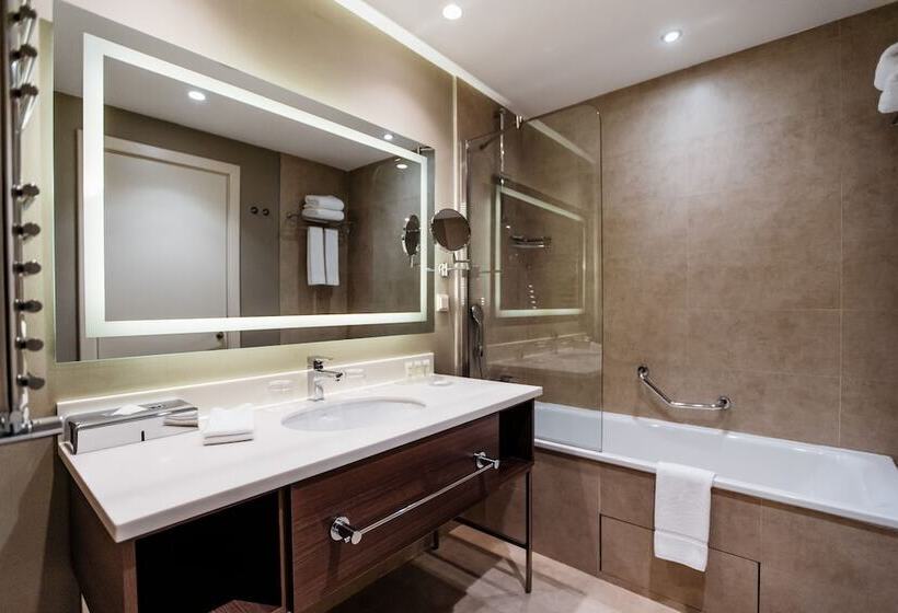 ホテル Courtyard By Marriott Sochi Krasnaya Polyana