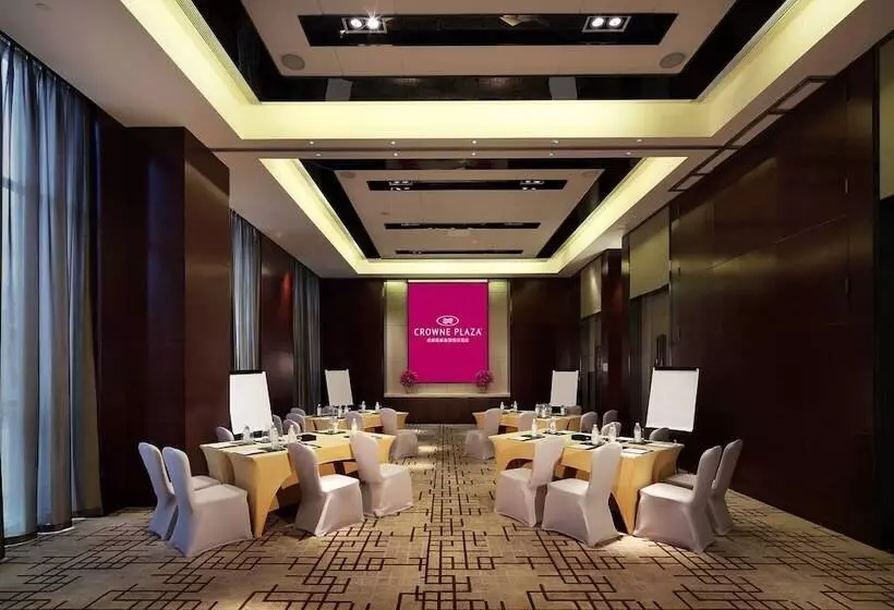 Отель Crowne Plaza Chengdu West, An Ihg