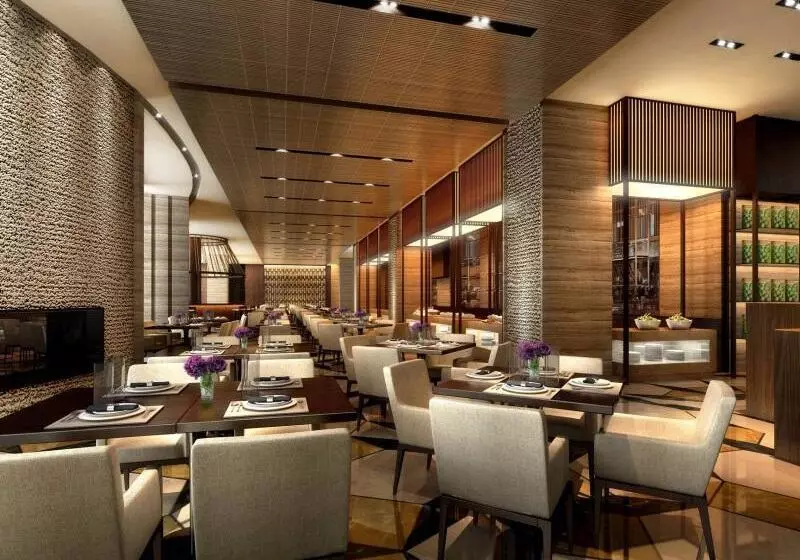 Hotelli Crowne Plaza Shanghai Noah Square By Ihg