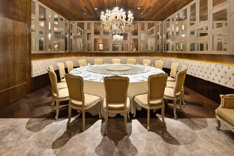 Hotelli Crowne Plaza Shanghai Noah Square By Ihg
