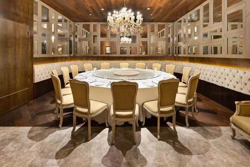 Hotelli Crowne Plaza Shanghai Noah Square By Ihg