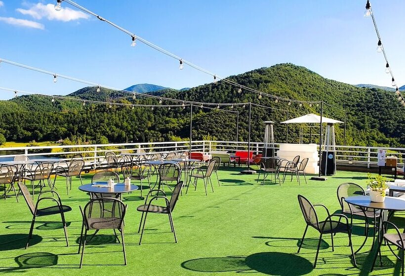 هتل Del Lago Piediluco Active & Spa