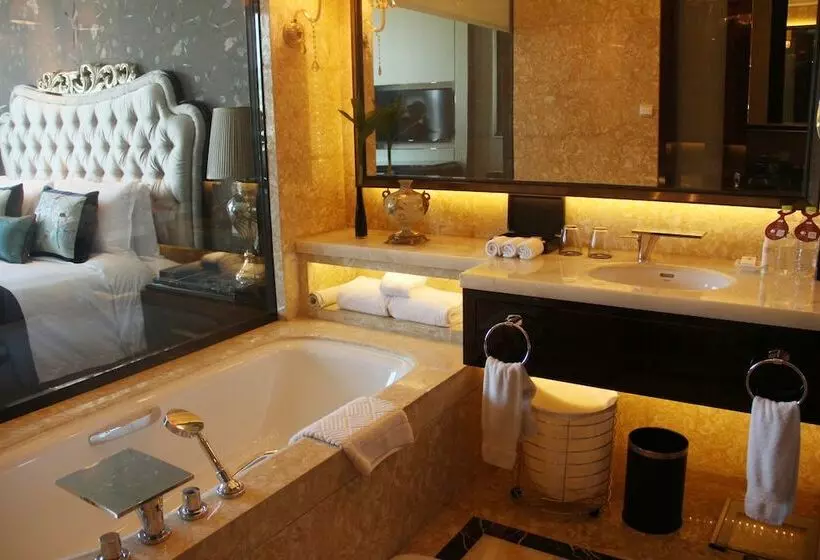 هتل Doubletree By Hilton Chongqing Wanzhou