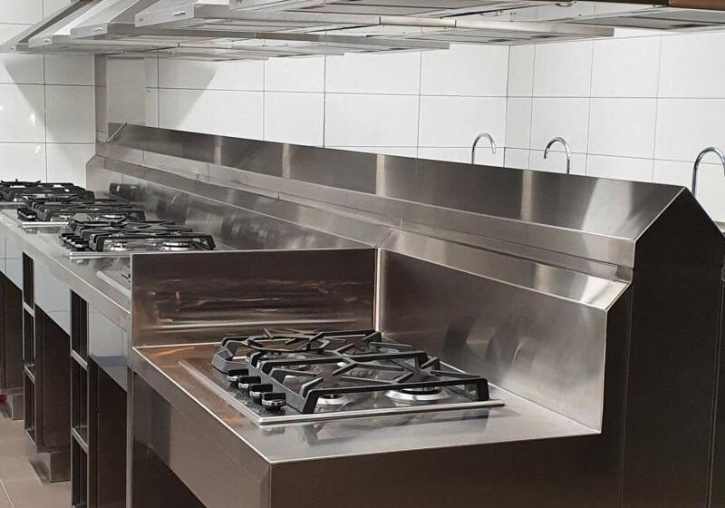 Essence Hotel Carlton