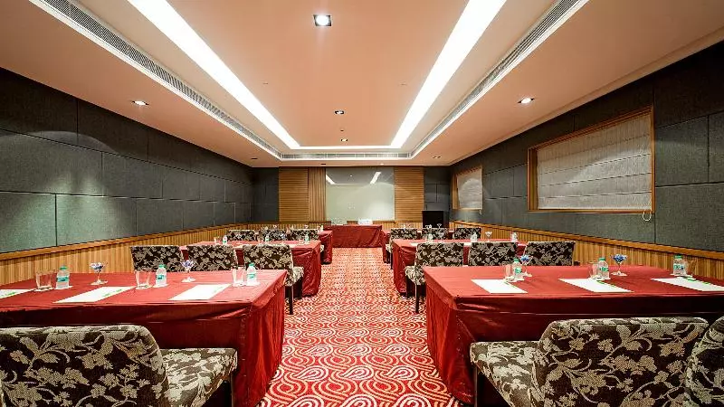 Hotel Holiday Inn Amritsar Ranjit Avenue By Ihg
