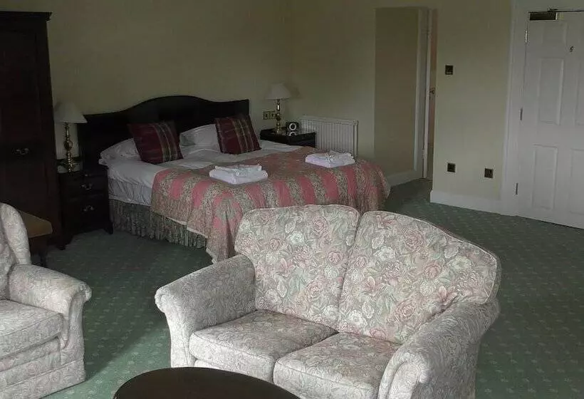 هتل Kirroughtree Country House B&b