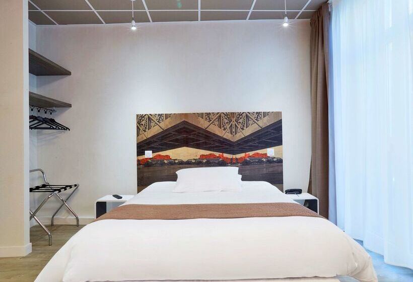 فندق Demain Hôtel & Conciergerie