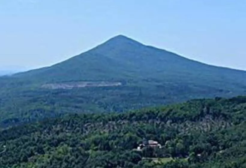 هتل La Torre Ai Mari