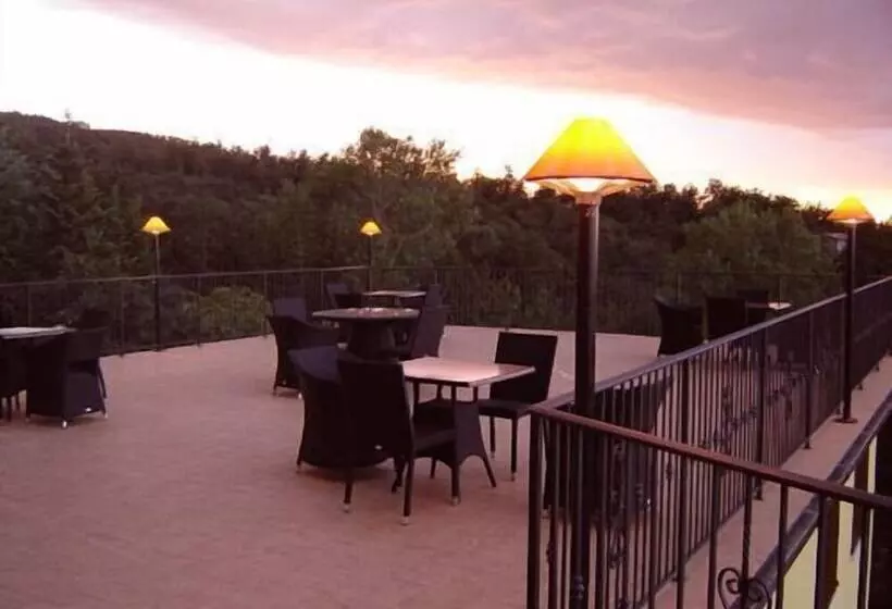 هتل La Torre Ai Mari