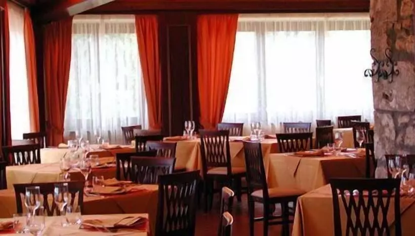 هتل La Torre Ai Mari