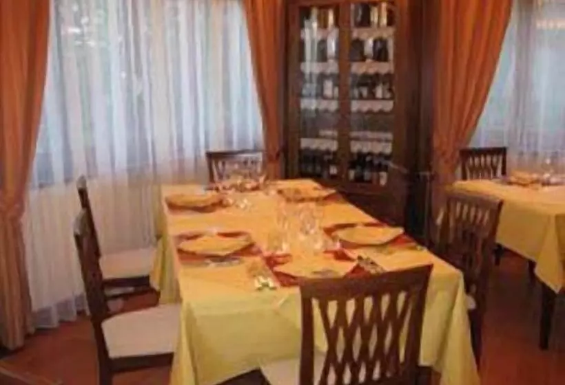 هتل La Torre Ai Mari