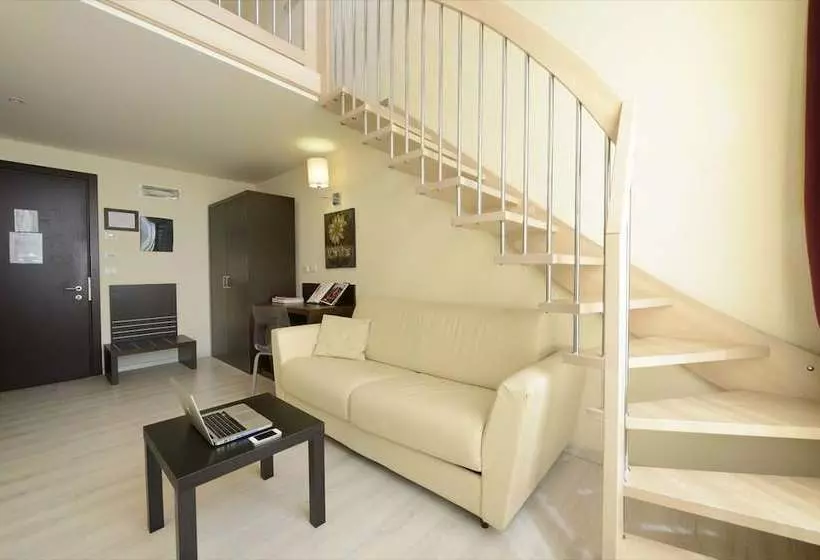 Отель La Villa Resort