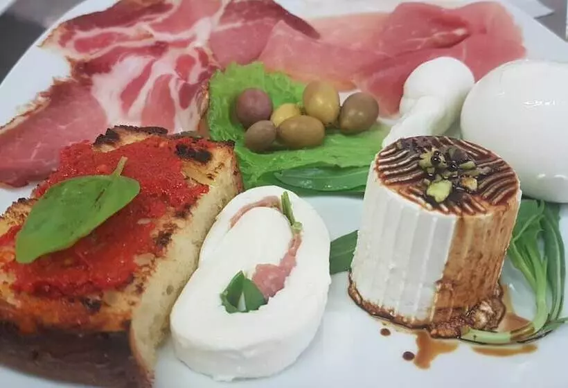 Отель Palatinum