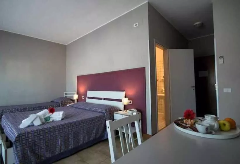 Отель Palatinum