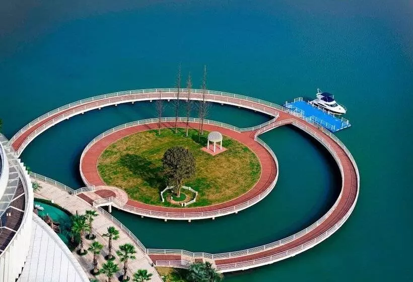 Hotel Sheraton Huzhou Taihu Lake Hot Spring Resort & Spa