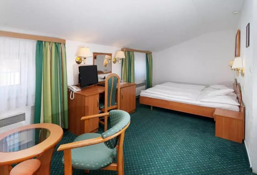 هتل Spindlerova Bouda