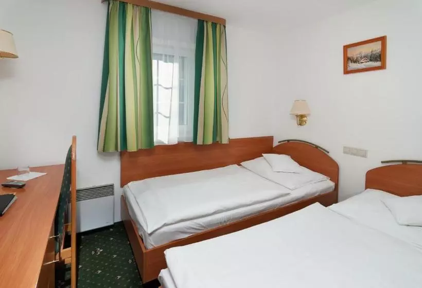 هتل Spindlerova Bouda