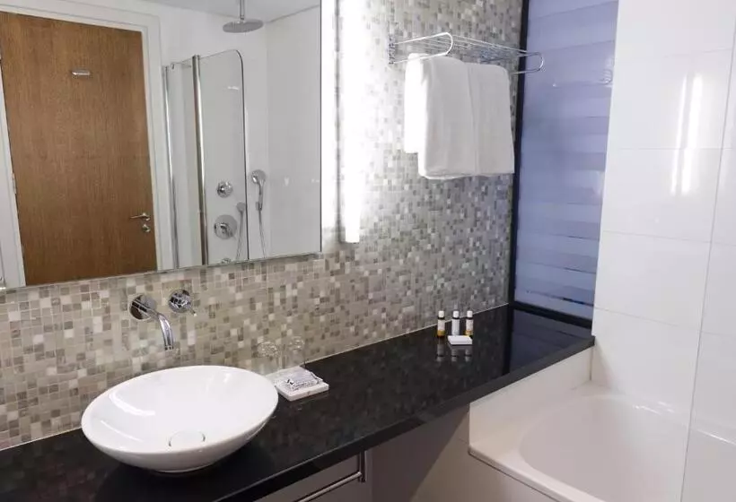 Sunrise Pearl Hotel & Spa