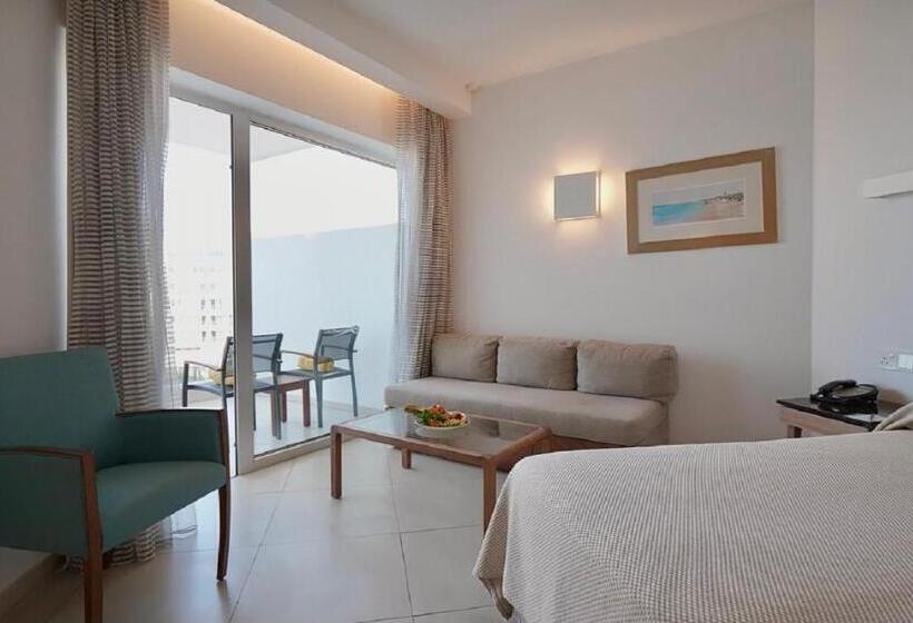 Sunrise Pearl Hotel & Spa