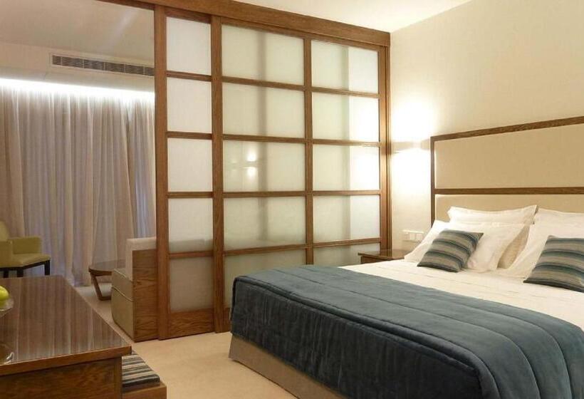 Sunrise Pearl Hotel & Spa