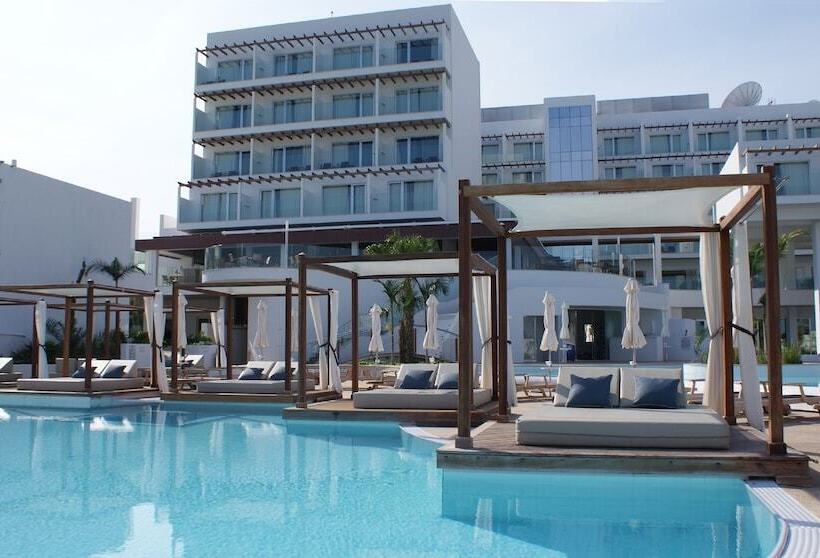 Sunrise Pearl Hotel & Spa