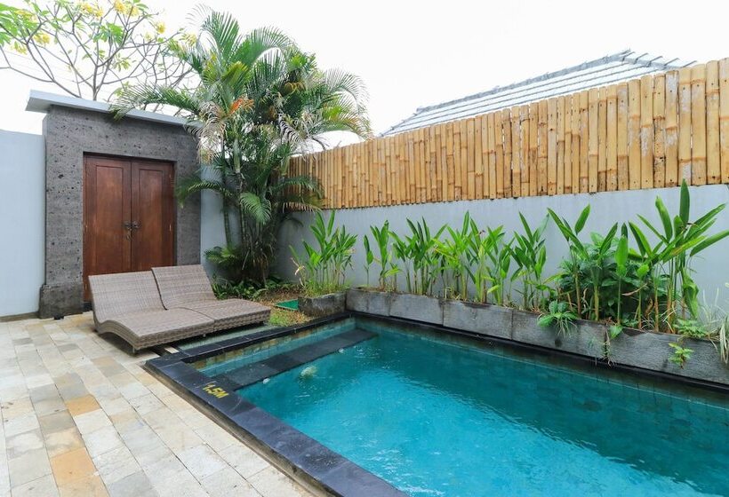 בית מלון כפרי The Widyas Bali Villa