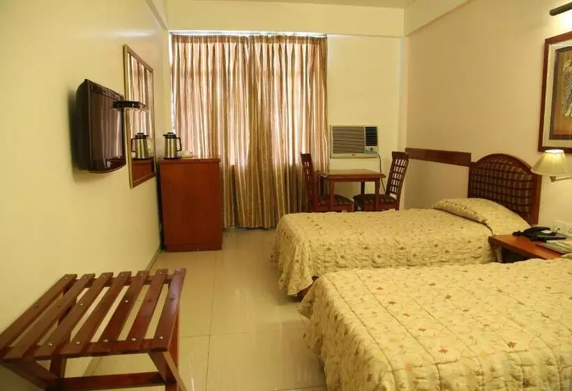 酒店 Tourist Deluxe