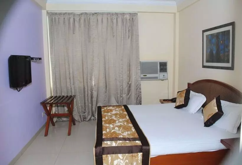 酒店 Tourist Deluxe