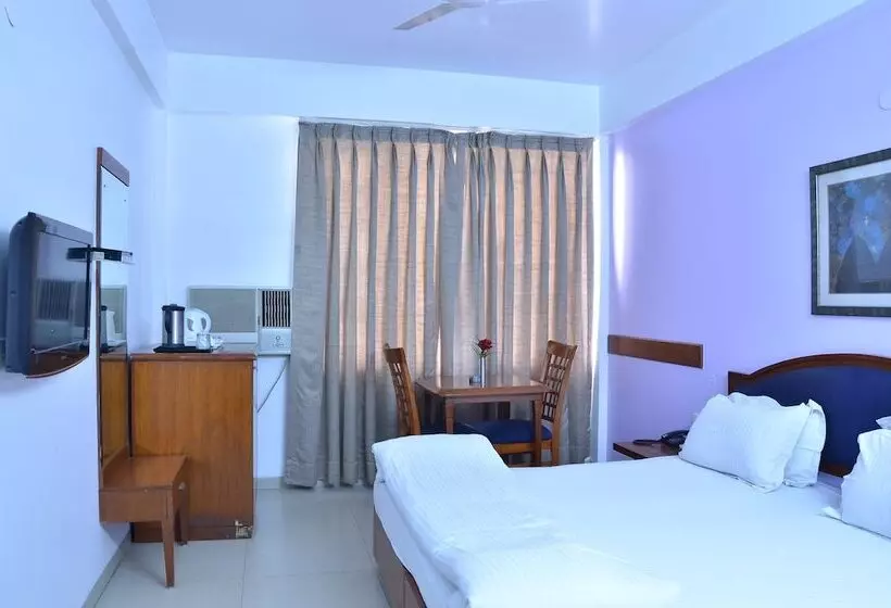 酒店 Tourist Deluxe