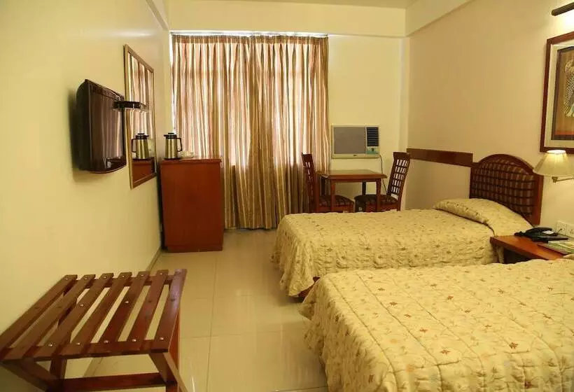 酒店 Tourist Deluxe