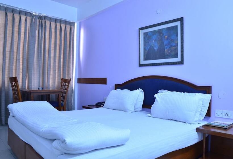 בית מלון כפרי Tourist Deluxe