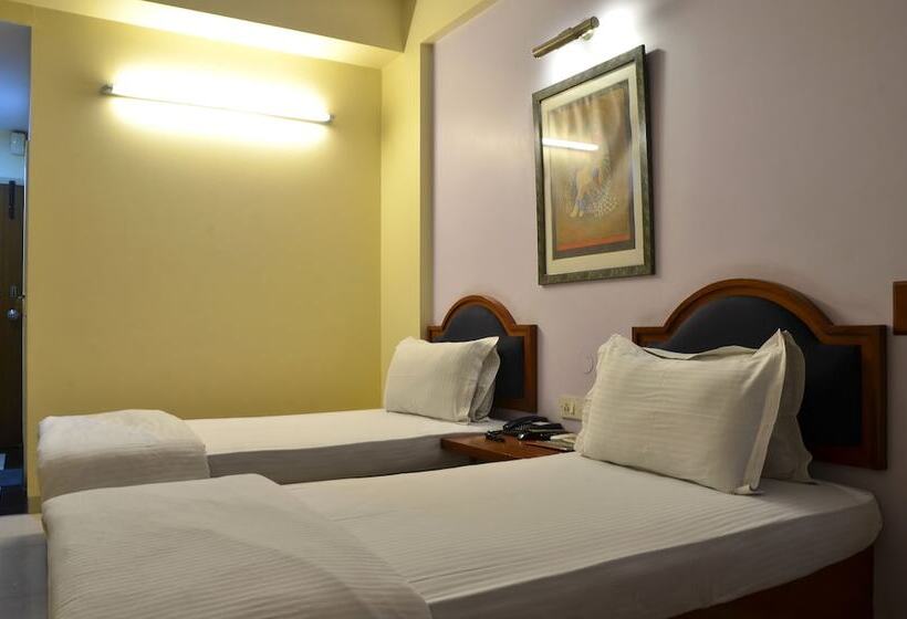 בית מלון כפרי Tourist Deluxe