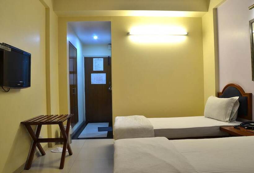 בית מלון כפרי Tourist Deluxe