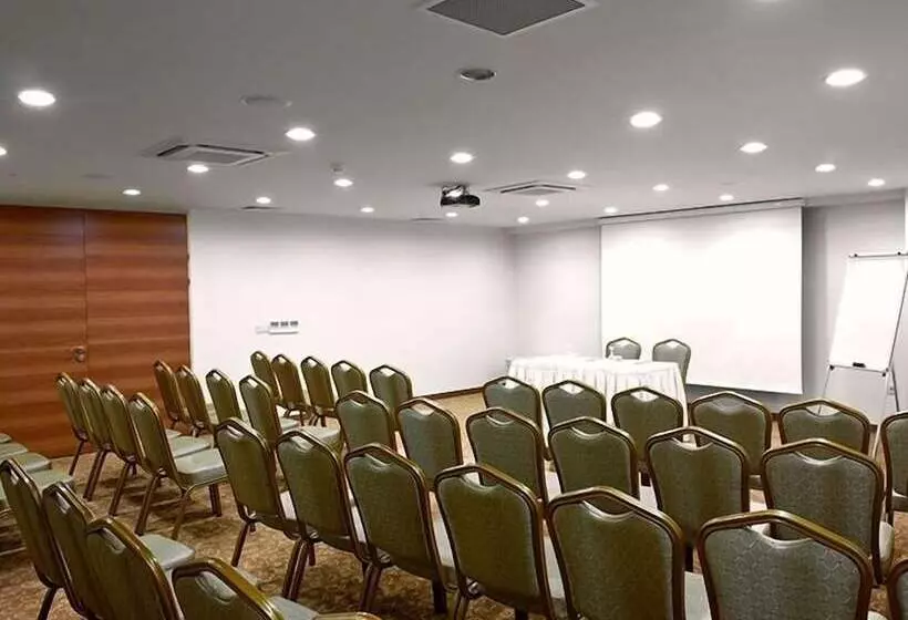 Volley Hotel İzmir