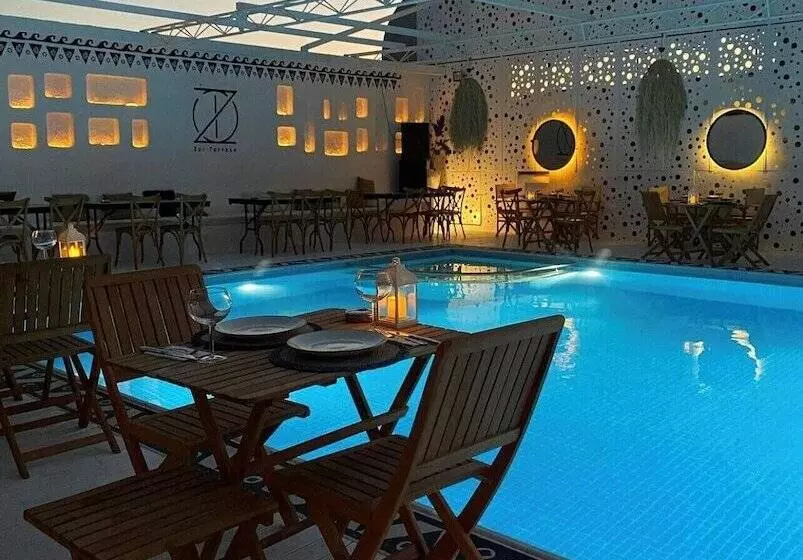 Volley Hotel İzmir