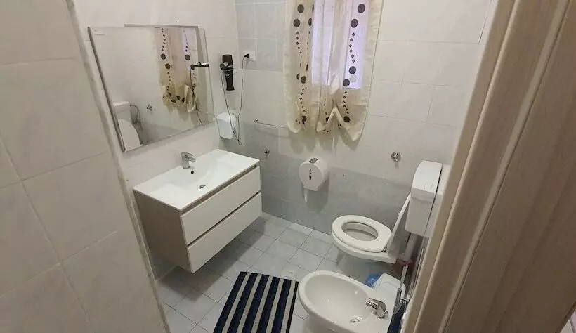 هتل Bed And Fly Aeroporto Fontanarossa Reception H24