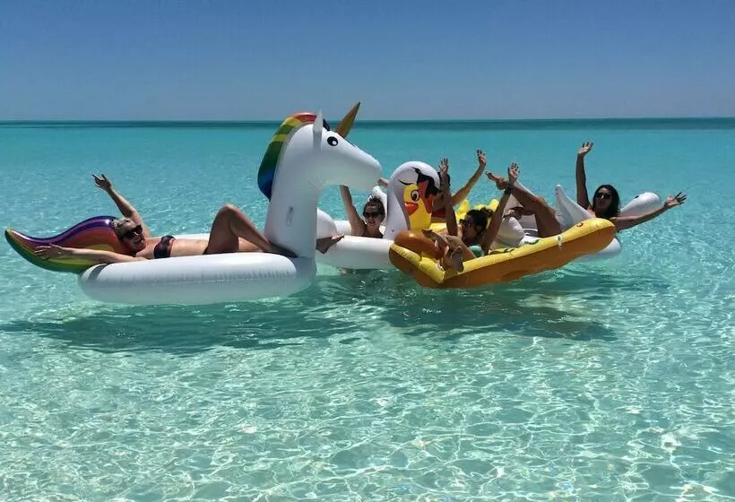 هتل Cape Santa Maria Beach Resort & Villas