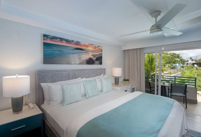 هتل Blue Haven Holiday Apartments