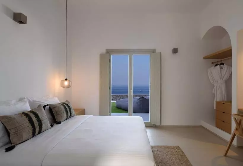 هتل Este Luxury Suites