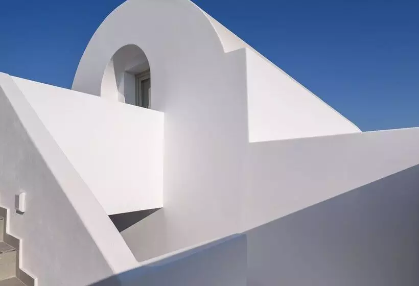 هتل Este Luxury Suites