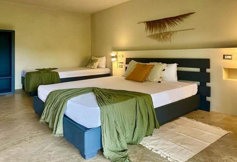 هتل Las Galeras Village