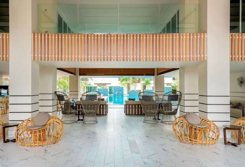 ホテル Mercure Langkawi Pantai Cenang