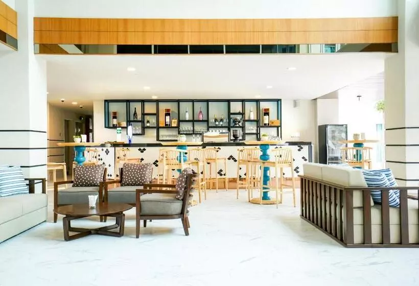 ホテル Mercure Langkawi Pantai Cenang