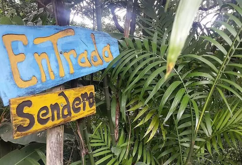 Hotelli Villas Cipreses   Hostel