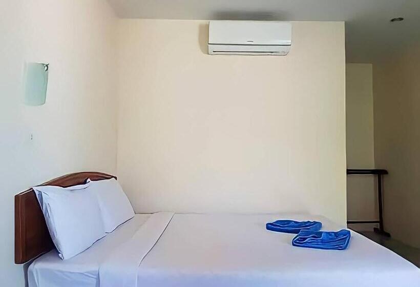 פנסיון Dalum Beachhouse