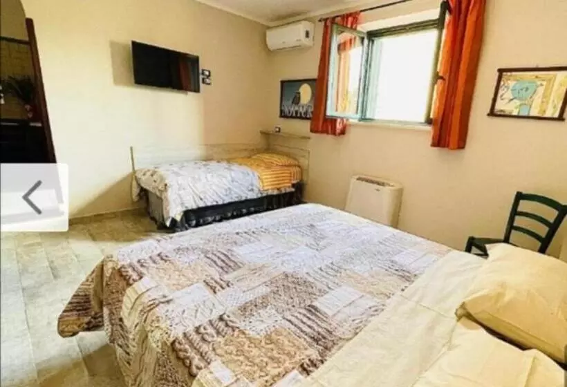 Aamiaismajoitus (B&B) Costa Del Gallo