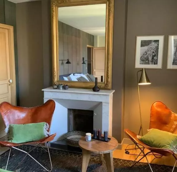 Aamiaismajoitus (B&B) La Bastide Des Grands Chênes